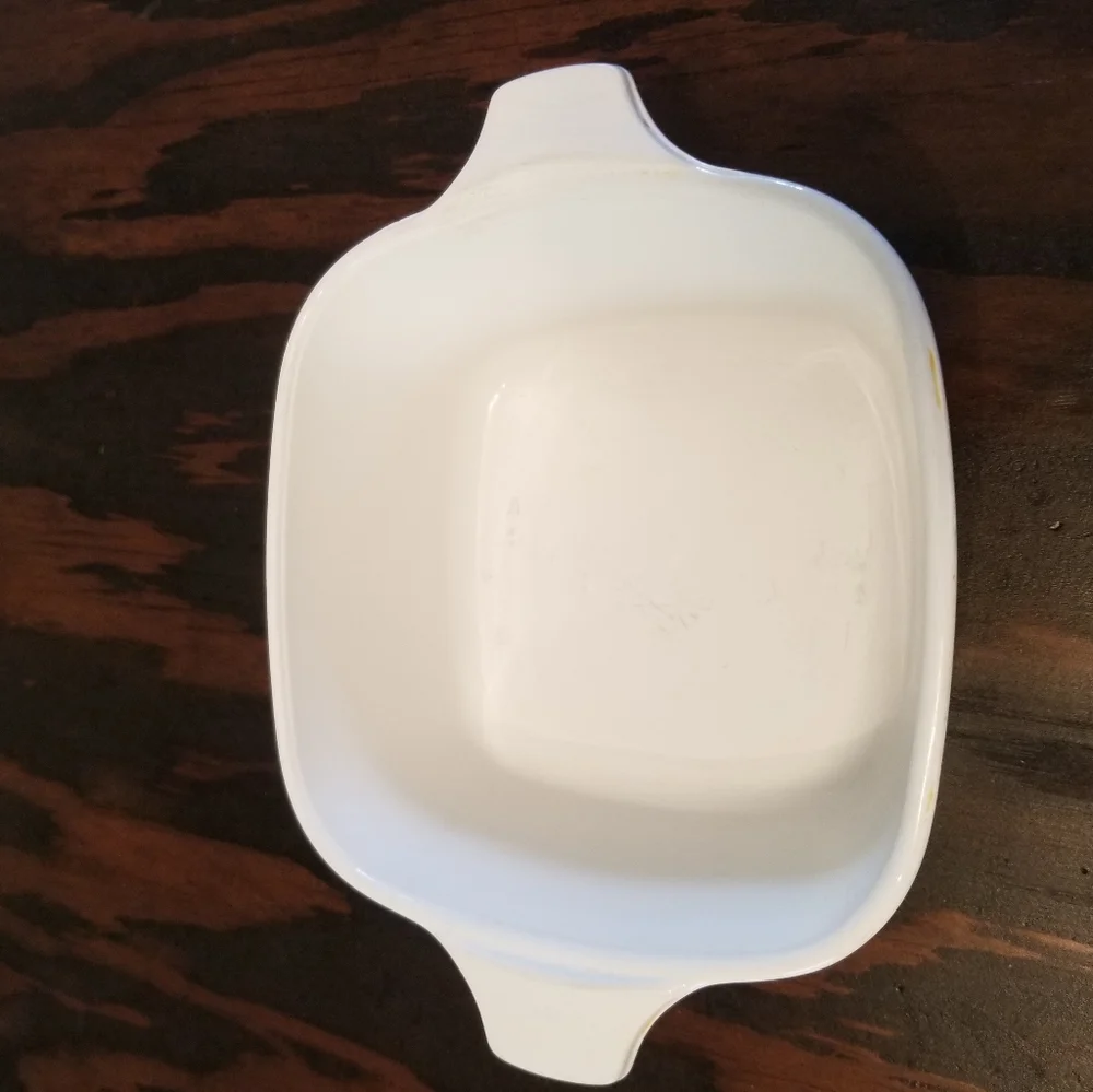 Vintage corningware 5 1/2 x 5 1/2